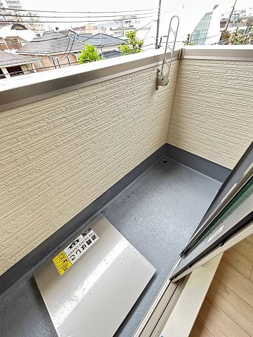 フジパレス武庫之荘駅北Ⅲ番館のバルコニー|お洗濯にも便利なバルコニー付き