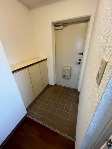 レグリス甲東園EAST
