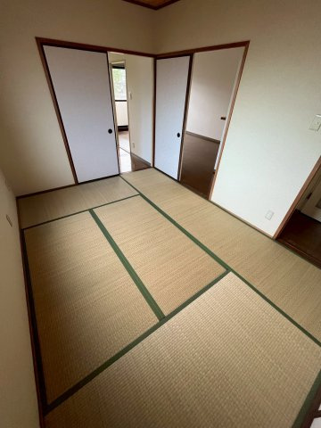 レグリス甲東園EASTの外観