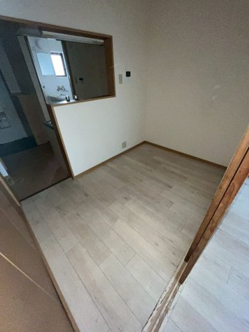 サニーハイツ門戸の居間・リビング