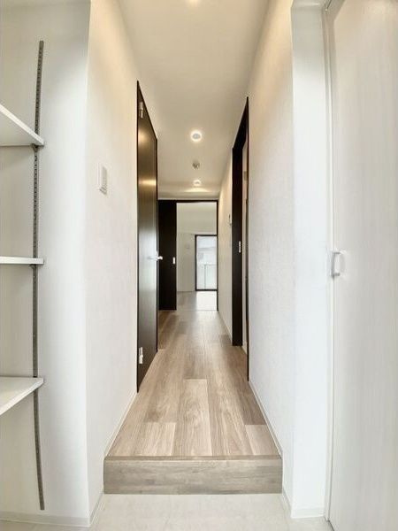 S-RESIDENCE浅間町の玄関