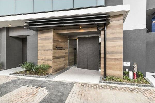 S-RESIDENCE浅間町のエントランス