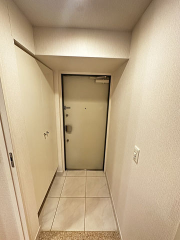 パークキューブ北浜の玄関