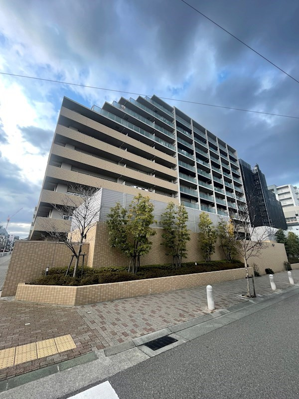 プライムメイツアスタの外観