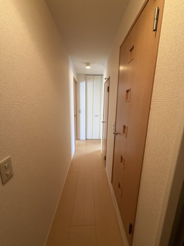 ディアコート神戸Ⅱの玄関