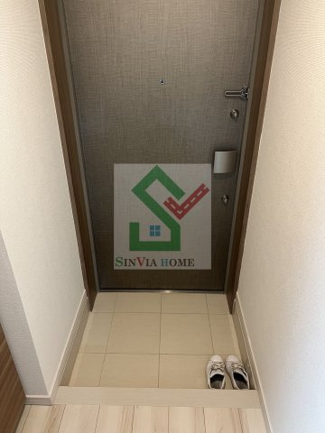クレヴィスタ練馬武蔵関の玄関