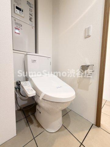オーキッドレジデンス代々木　EASTのトイレ|清潔感のあるトイレです