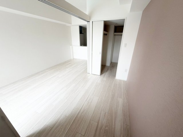 セレニテ江坂ミラクの寝室