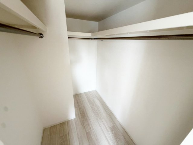 セレニテ江坂ミラクの収納