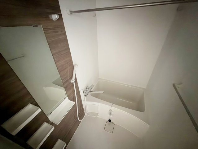 セレニテ江坂ミラクの浴室