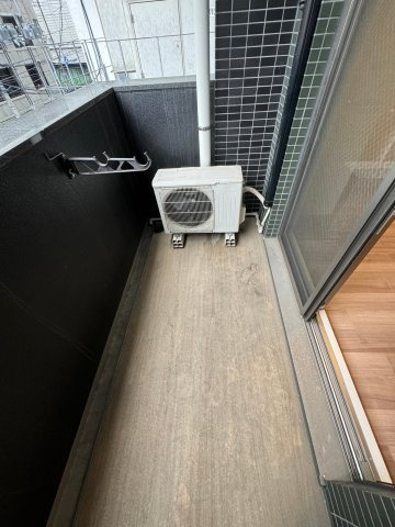 プレサンス新町ウィズジョイのバルコニー