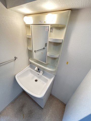 サンパレス21御影山手の洗面所