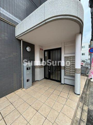 アバンティ野間のエントランス|毎日通るエントランスはこのようになっています