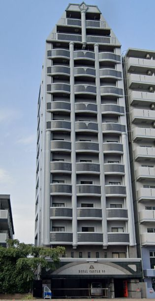 ロイヤルキャッスルの外観