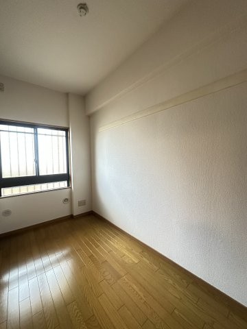 アミティエ博多駅南の洋室