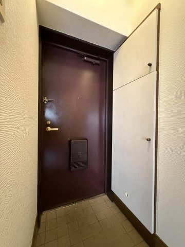 サンシャインひがし大橋の玄関