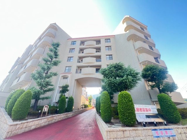 KDXレジデンス夙川ヒルズ　1番館の外観