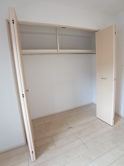 モンマール三宮の収納