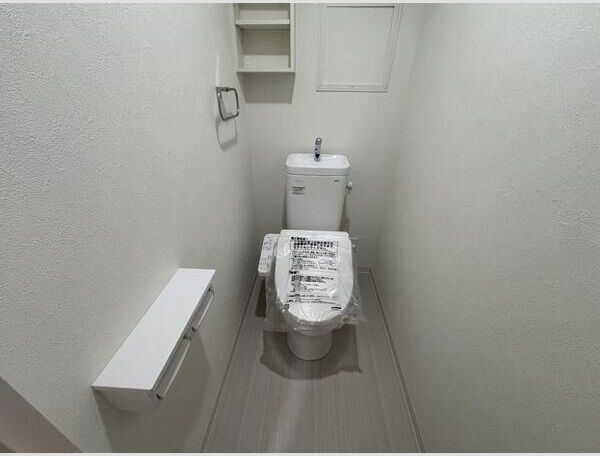 ファンファーレ黄金のトイレ|※別部屋の写真となります