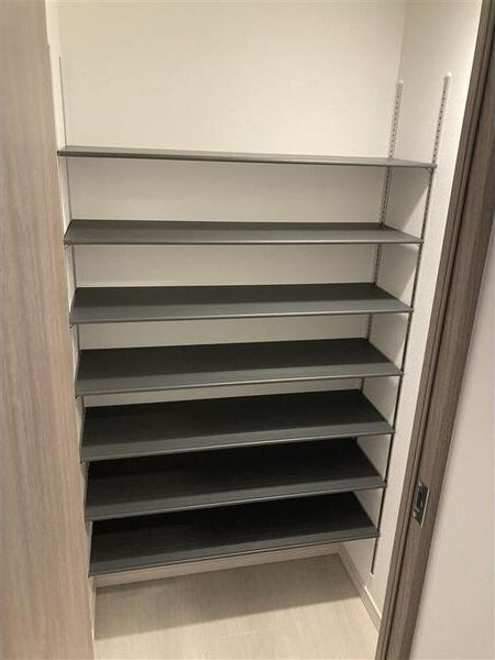 S-RESIDENCE亀島駅前ascent(アセント)の玄関