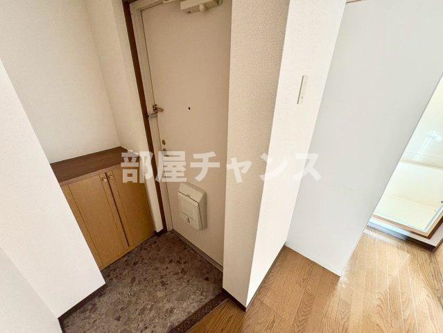 ヒルズ花の木の玄関
