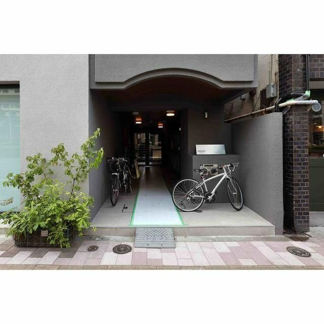 インプルーブ蔵前の駐車場