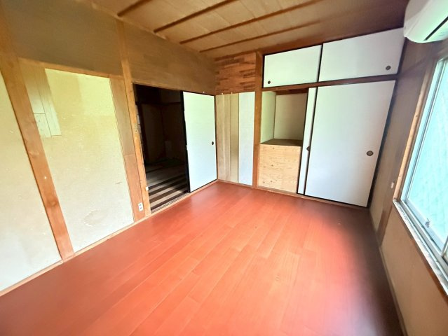 神戸市垂水区下畑町のアパートの居間・リビング