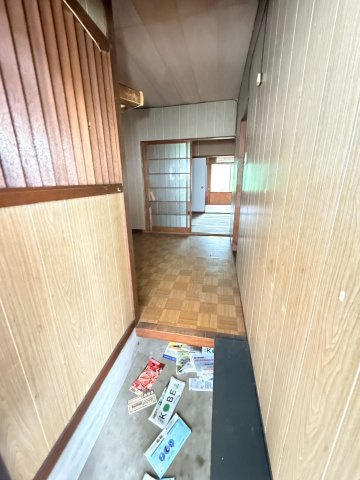 神戸市垂水区下畑町のアパートの玄関