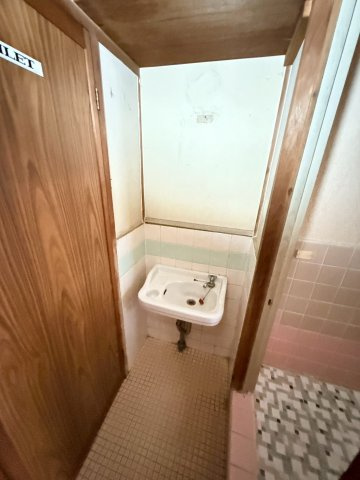 神戸市垂水区下畑町のアパートの洗面所
