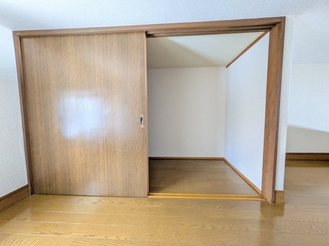 西山ハイツ の収納