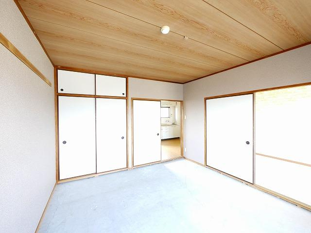 パディーフィールド21の内装|ゆったりとくつろげる和室です
