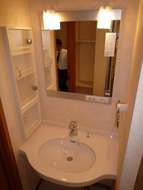 アジュールⅡの独立洗面台