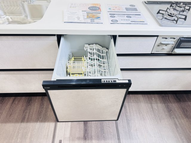 松戸市千駄堀新築戸建（千駄堀７期）のキッチン|家事の手間をグッと省けるビルトイン食洗器