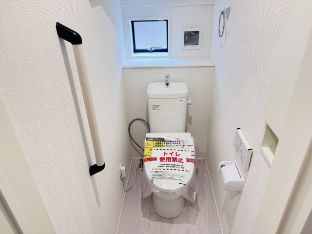 松戸市千駄堀新築戸建（千駄堀７期）のトイレ|温水洗浄暖房便座つきトイレ