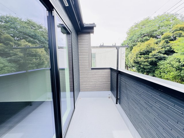 松戸市千駄堀新築戸建（千駄堀７期）のバルコニー|南西向きルーフバルコニー
