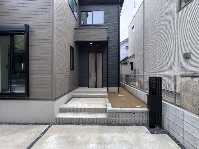 松戸市千駄堀新築戸建（千駄堀７期）のエントランス|エントランス・玄関ポーチ