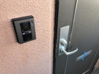 エンジョイライフの玄関|玄関