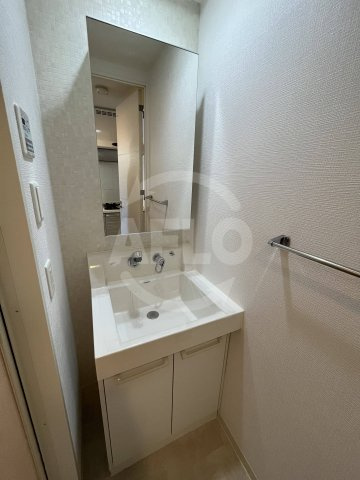 レジュールアッシュ心斎橋LUXEの洗面所|レジュールアッシュ心斎橋リュクス　独立洗面台