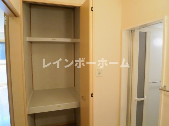 エスペランサ　仲介手数料（賃料の1.10ヵ月）の50％OFF対象物件！の収納|収納があります