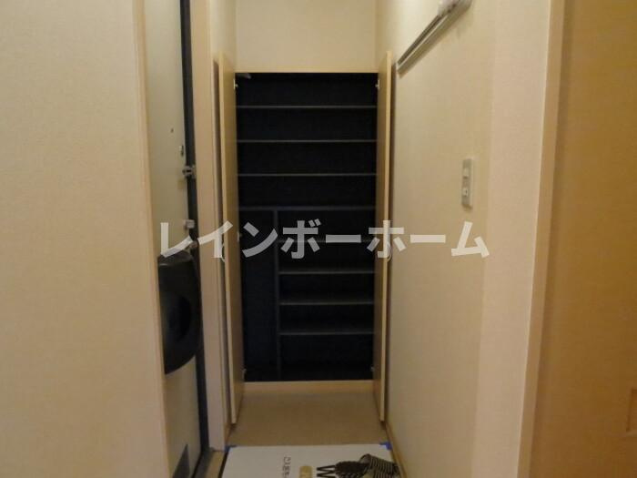 エスペランサ　仲介手数料（賃料の1.10ヵ月）の50％OFF対象物件！の玄関|毎日通る玄関はこちらです