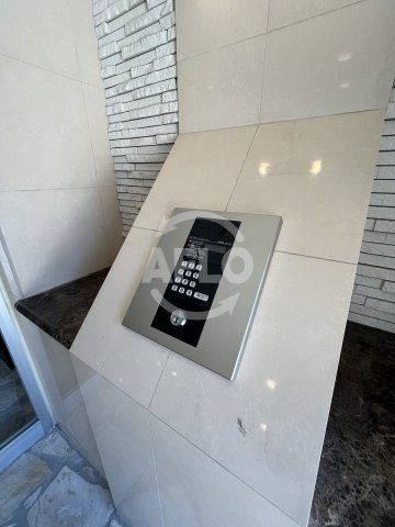コンフォレスパ新大阪のセキュリティ|comforespa新大阪　オートロック