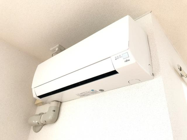 フォーリーフ　クローバーの設備|エアコン