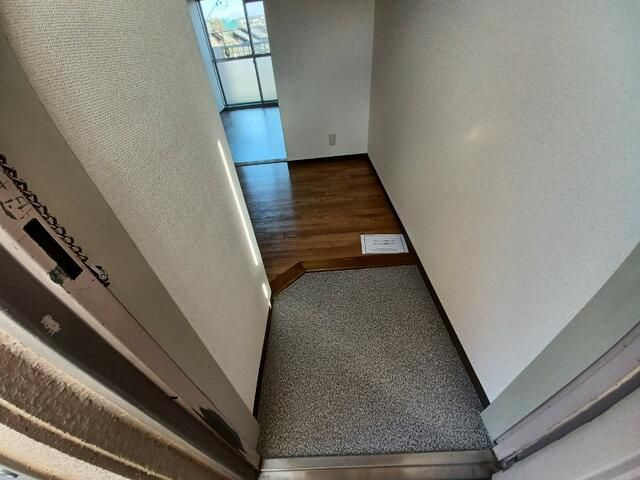 加福ハイツⅢの玄関