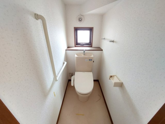 いぶき野一戸建のトイレ|リフォーム前になります。