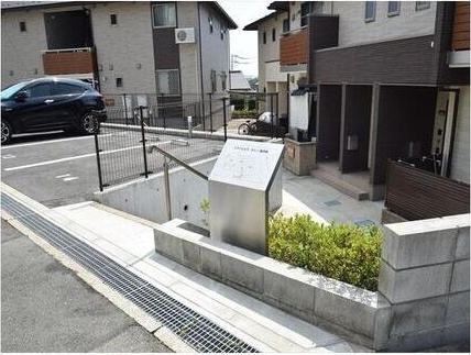 グランヒルズ　カジノA棟　　刈谷市近郊の賃貸はクラスホーム刈谷店のエントランス