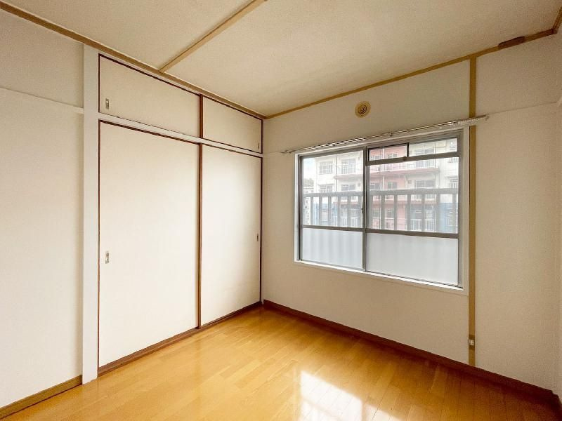 浅川1100棟の寝室