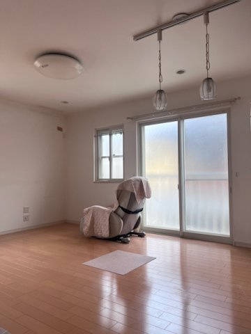呉市川尻町東3丁目中古戸建の居間・リビング