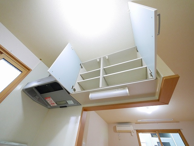 リヴェール（小泉町）の居間・リビング|おしゃれな居間です