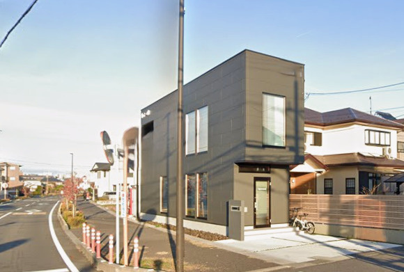 守山市伊勢町の店舗事務所の外観