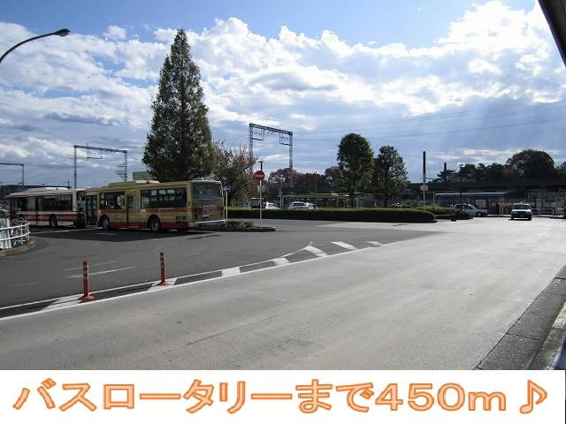 ソワーニュ　トロワの駐車場